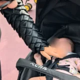 ディズニーでベビーカーに乗る赤ちゃん